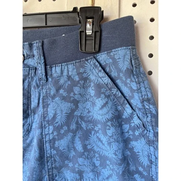 Style & Co Women's 8P Blue Floral Cotton Blend Capri Pants Cinch Leg - Picture 2 of 7